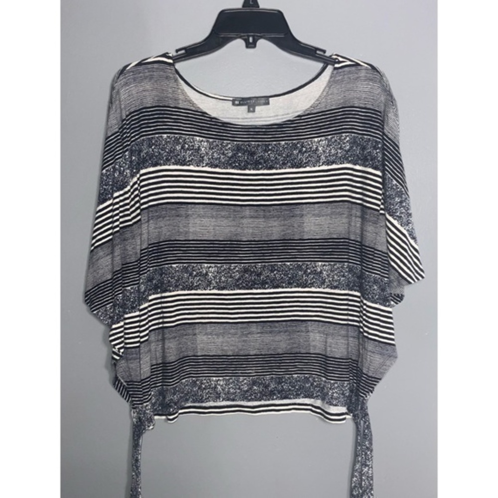 Elliot Lauren Navy Blue Striped Tie Sides Bat Wing Sleeves Casual Stretch Top XL